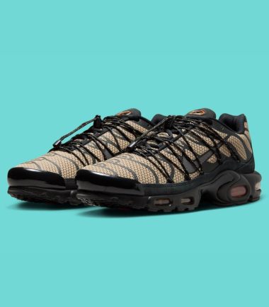 Nike air max plus Tan/black